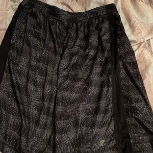 Energy zone shorts Size  Large